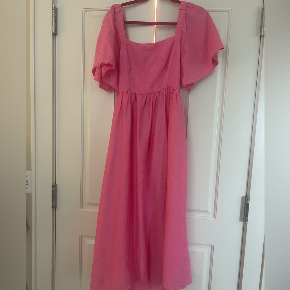 Pink dress, ties in the back